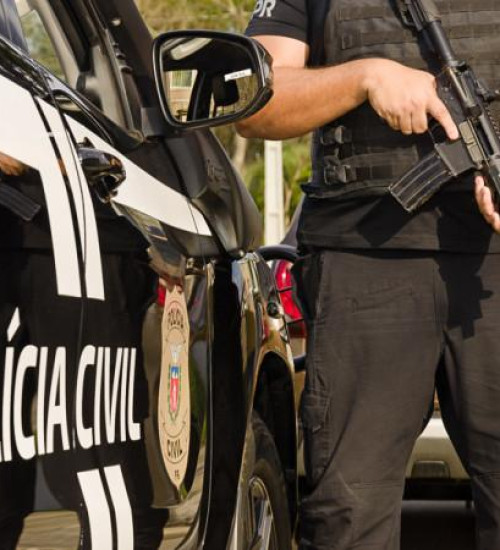 POLICIA PRENDE HOMEM POR ROUBO EM FARMÁCIA DE PATO BRANCO