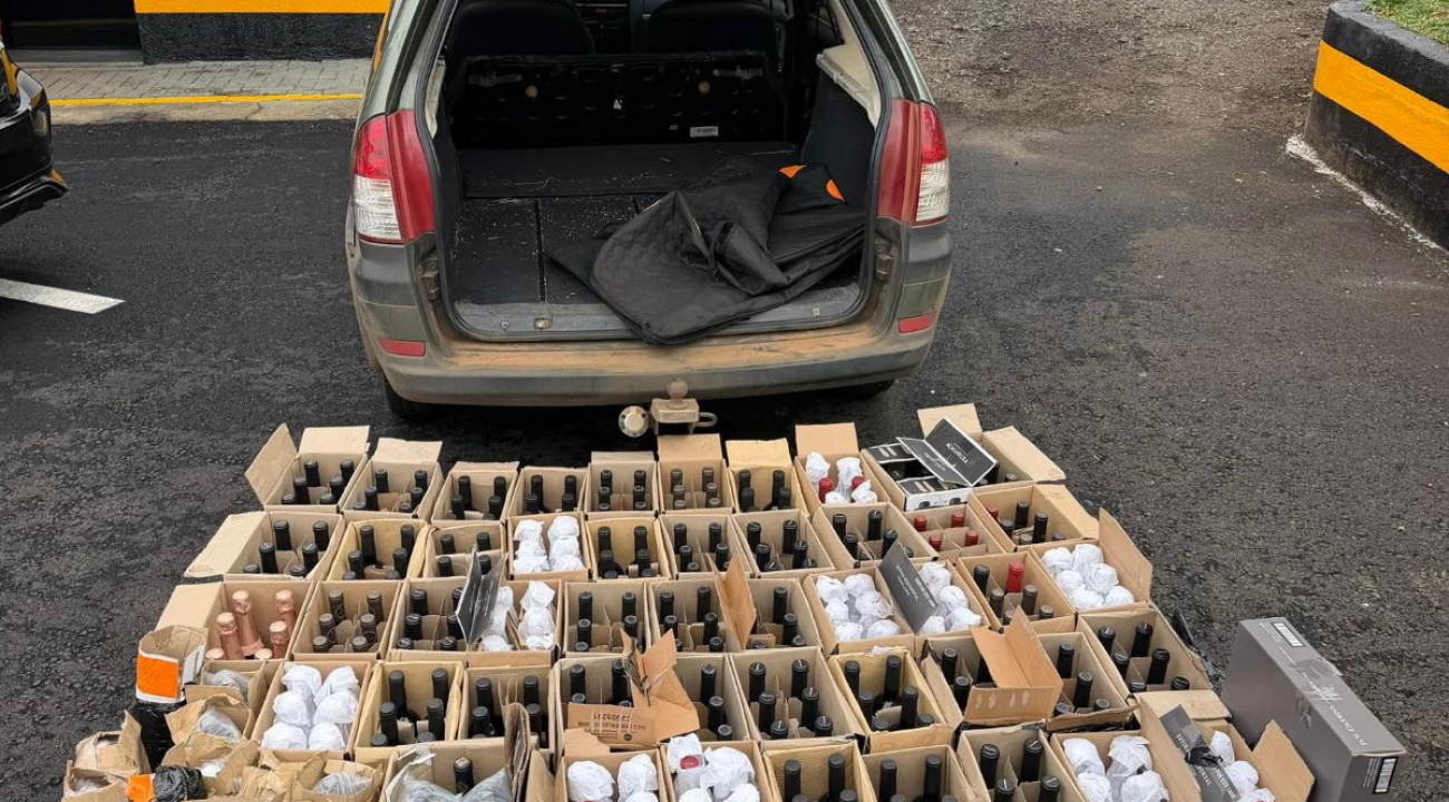 EQUIPE DA 6ª CIA DO BPRV APREENDE VINHOS E VEÍCULO EM RENASCENÇA
